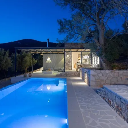Nina S Summer House A Brand-new Seaview Sanctuary Vila *