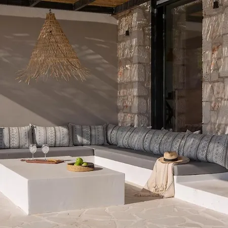 Vila Nina S Summer House A Brand-new Seaview Sanctuary Evgiros